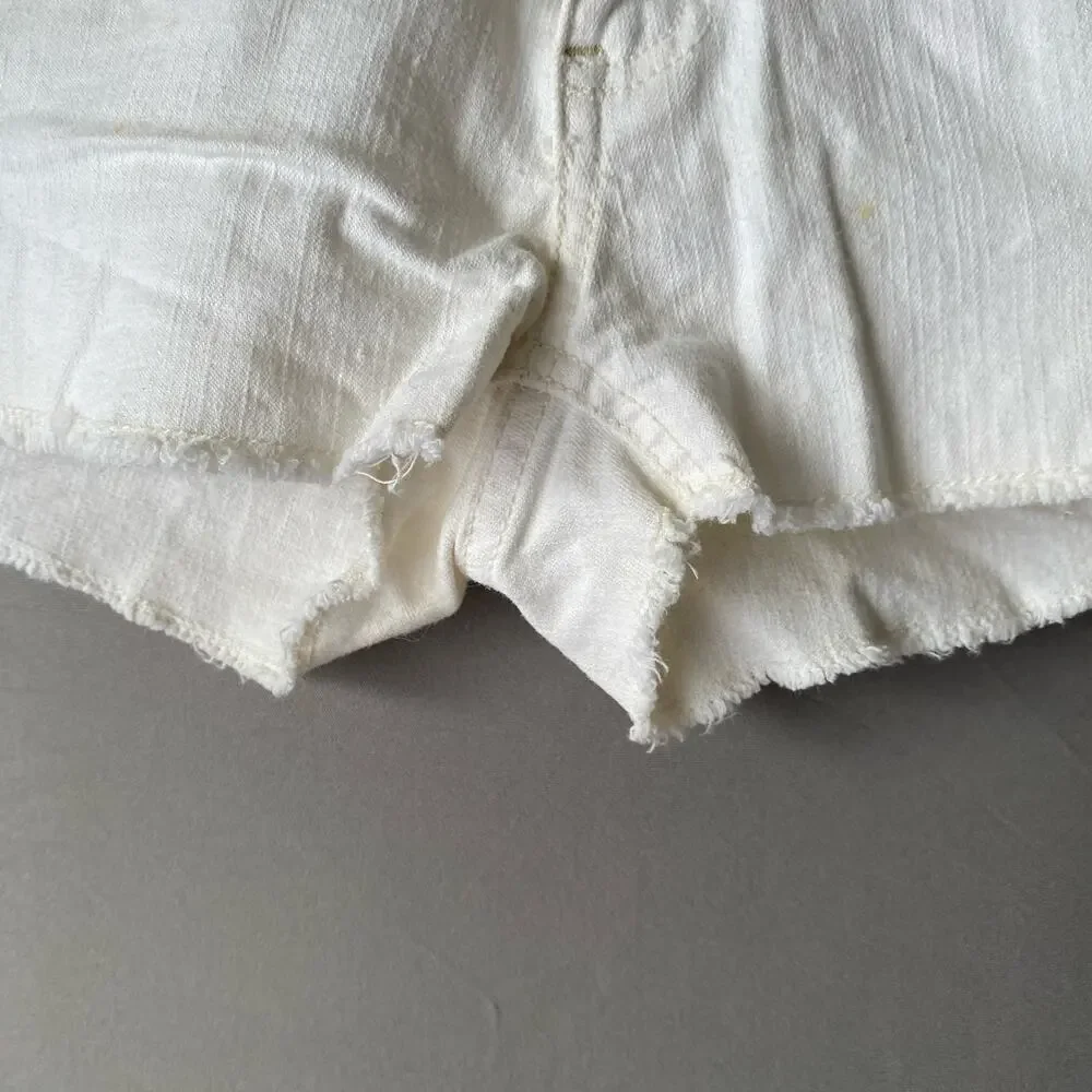Wallflower‎ sz 3 white short shorts